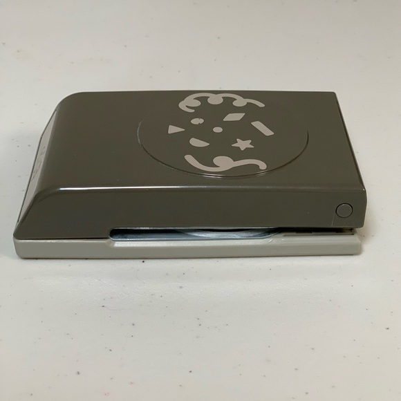 Stampin Up! Sprinkles Confetti Punch Party Birthday Craft Card Cutter Scrapbook - Picture 3 of 9